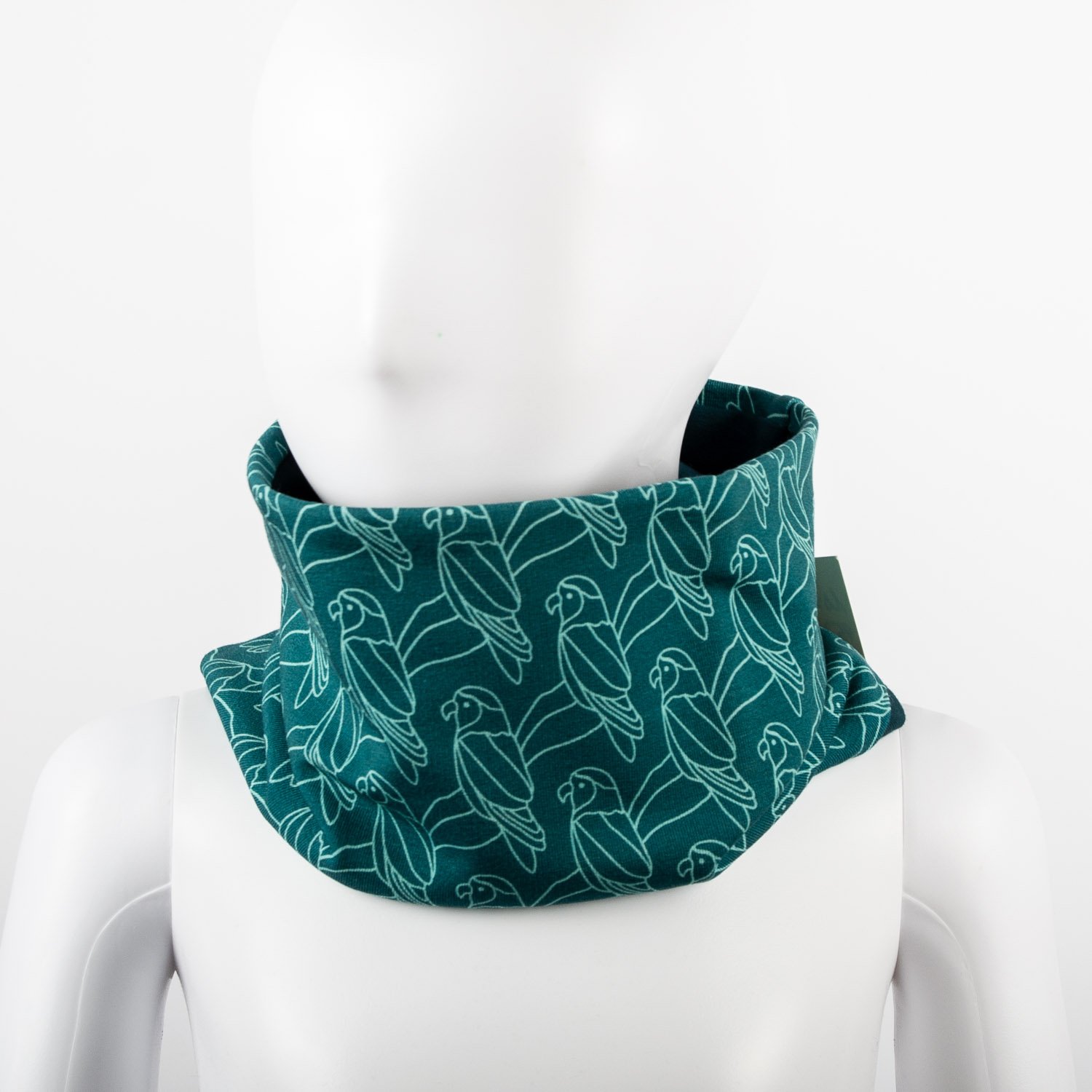 Dětský oboustranný nákrčník - papoušci na zelené