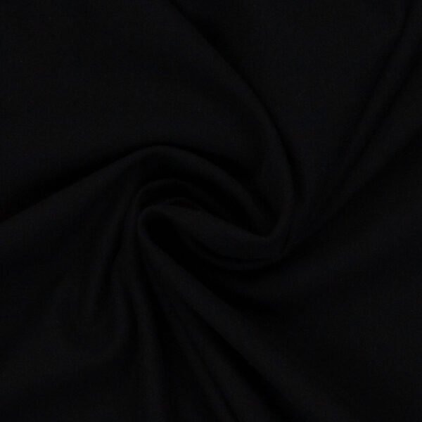 Černá látka, měkký záhyb textilie