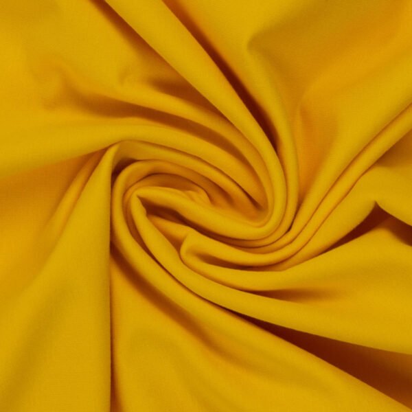 Žlutá látka zkroucená do spirály